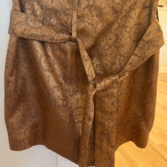 BCBG Gold Brocade Miniskirt - Picture 2 of 4